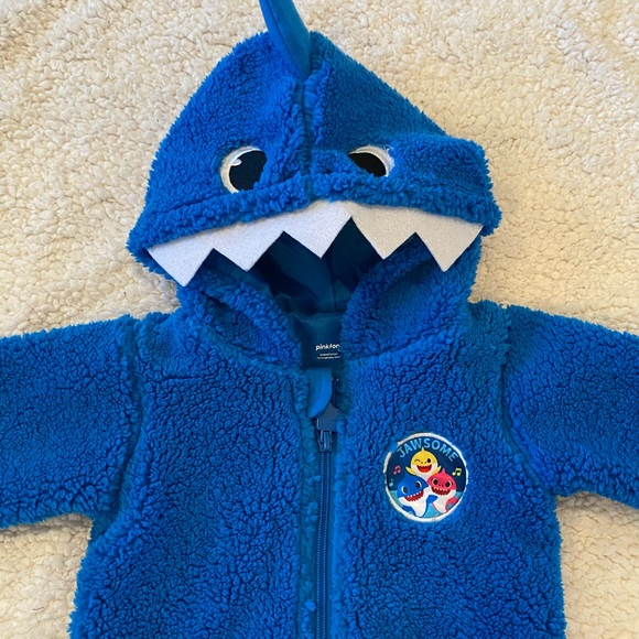 Nickelodeon Jackets & Coats Pinkfong Baby Shark Jacket Nwot Poshmark